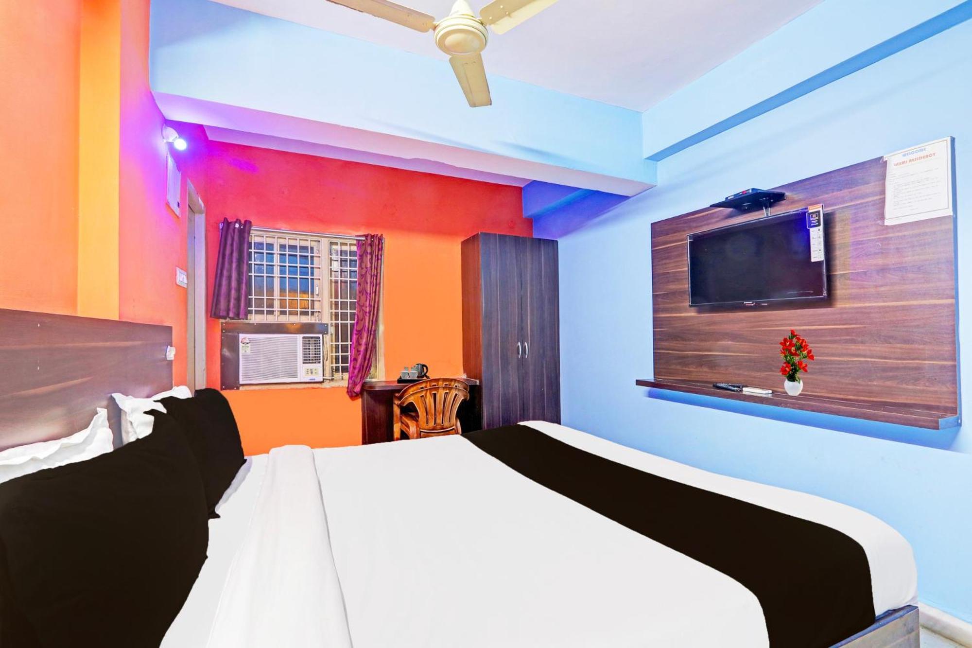 Super Hotel O Karimnagar Экстерьер фото